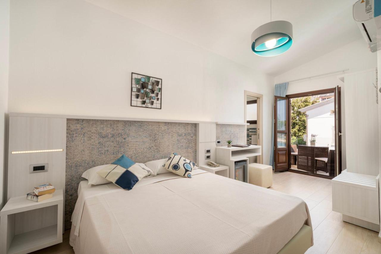Hotel Ristorante La Conchiglia Cala Gonone Dış mekan fotoğraf