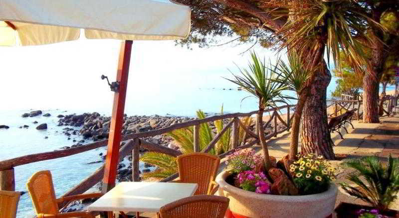 Hotel Ristorante La Conchiglia Cala Gonone Restoran fotoğraf