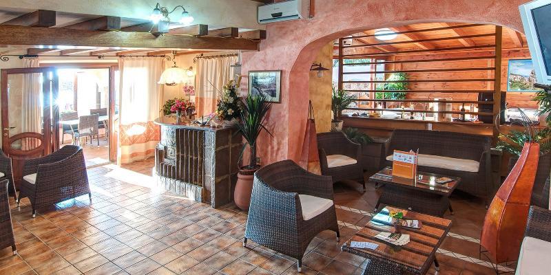 Hotel Ristorante La Conchiglia Cala Gonone Dış mekan fotoğraf